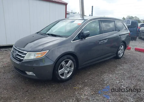 2013 Honda Odyssey Touring/Touring Elite from USA, damaged, VIN 5FNRL5H99DB046464